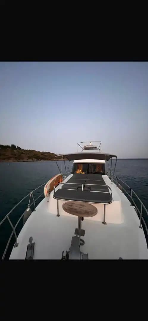 Bodrum’da 13,95 Metrelik 2 Kabinli Konaklamalı yada 10 Kişilik Günübirlik Tekne 5