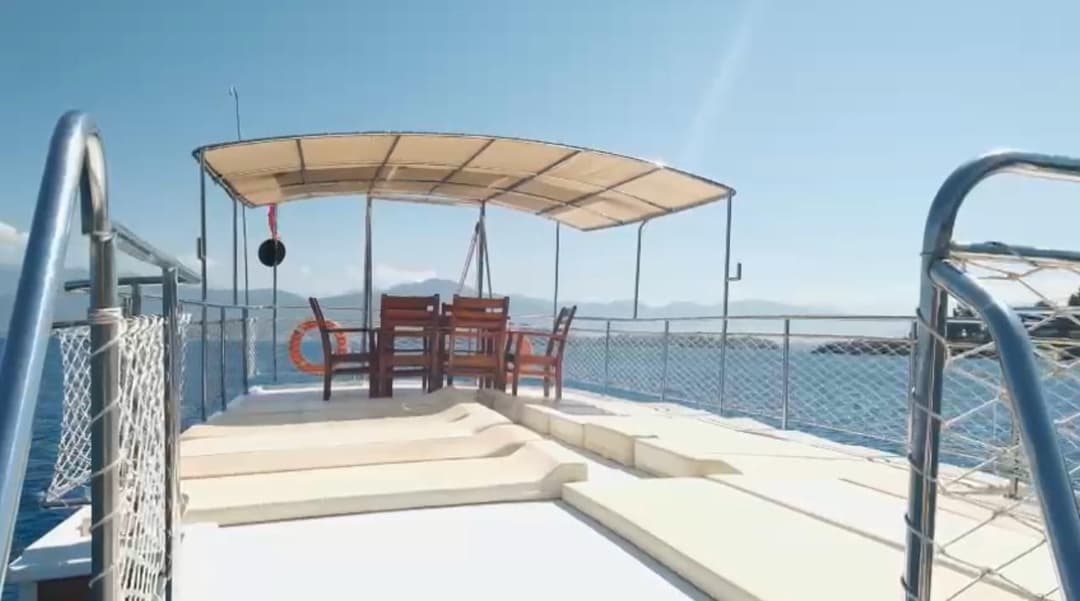 14 Metre Konforlu Gulet ile Fethiye Koylarında 12 Kişilik Unutulmaz Deniz Turu