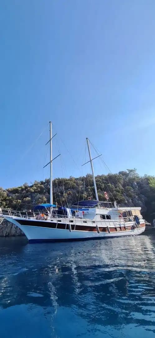 25 Metrelik Konforlu Gulet ile 16 Kişiye Özel Tatil Fırsatı 10
