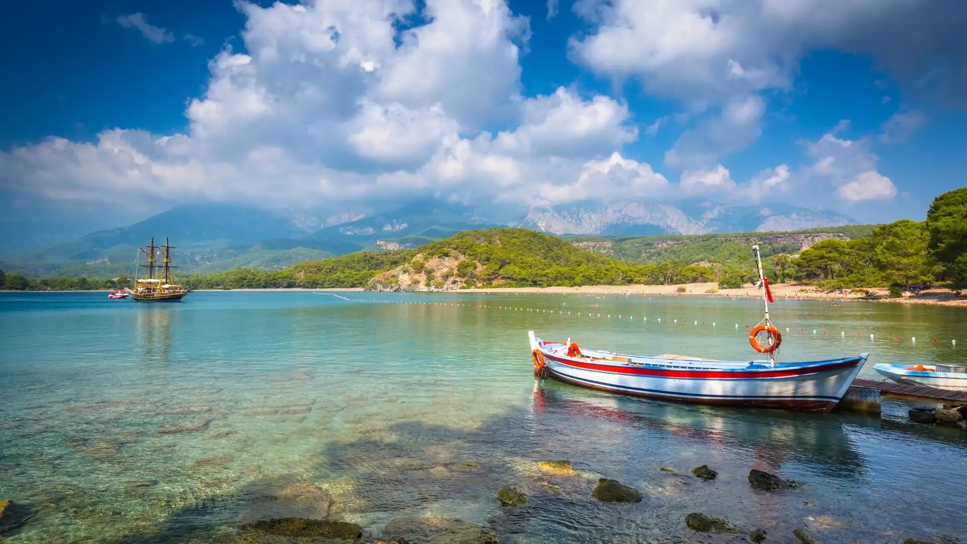 Phaselis Koyu Hakkında Her Şey: Antik Kent, Deniz ve Ulaşım Rehberi