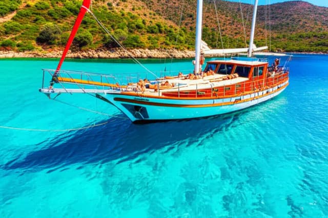 Poyraz Limanı (Bodrum): En Keyifli Demirleme Noktası