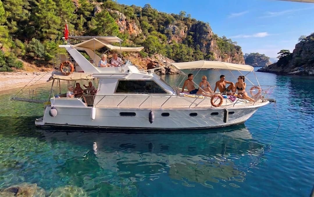 Gezi ve Yüzme İçin Mükemmel Motoryat ile Fethiye’nin Maviliklerine Yolculuk