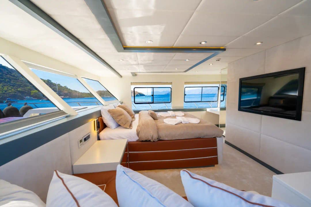 Fethiye 26m Trawler Kiralama 2025 | 4 Kabinli Lüks Mavi Yolculuk Teknesi