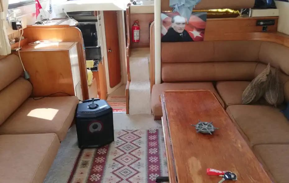 Antalya'da 14 Metrelik Özel Yapım Motoryat ile Günübirlik Gezi ve Yüzme Keyfi 8