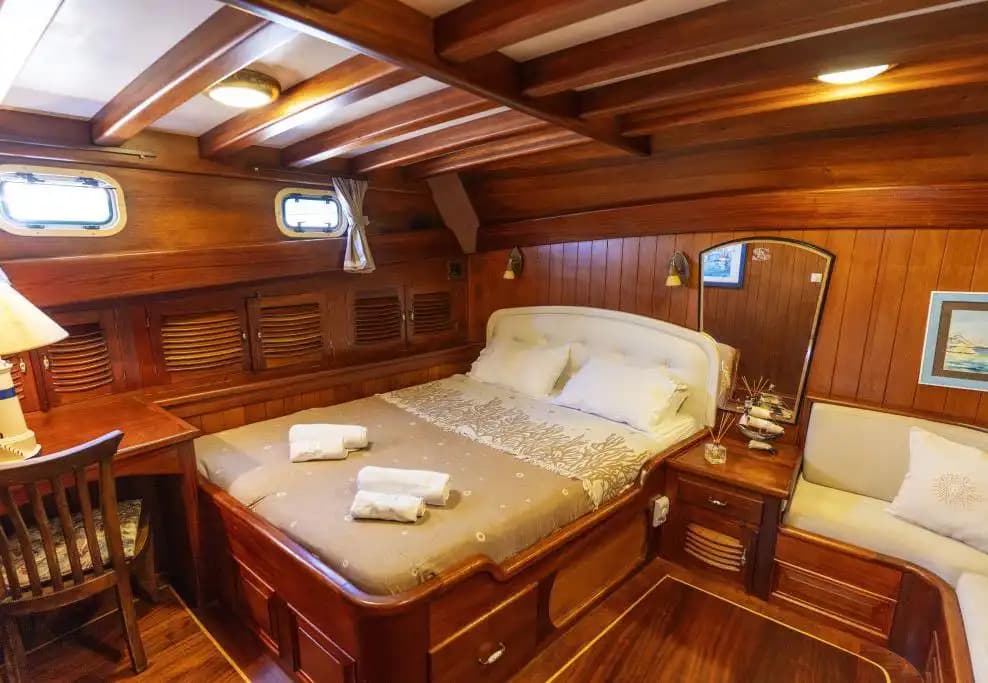 Bodrum 29m Ketch Gulet Kiralama | 6 Kabin 12 Kişi Mürettebatlı 5