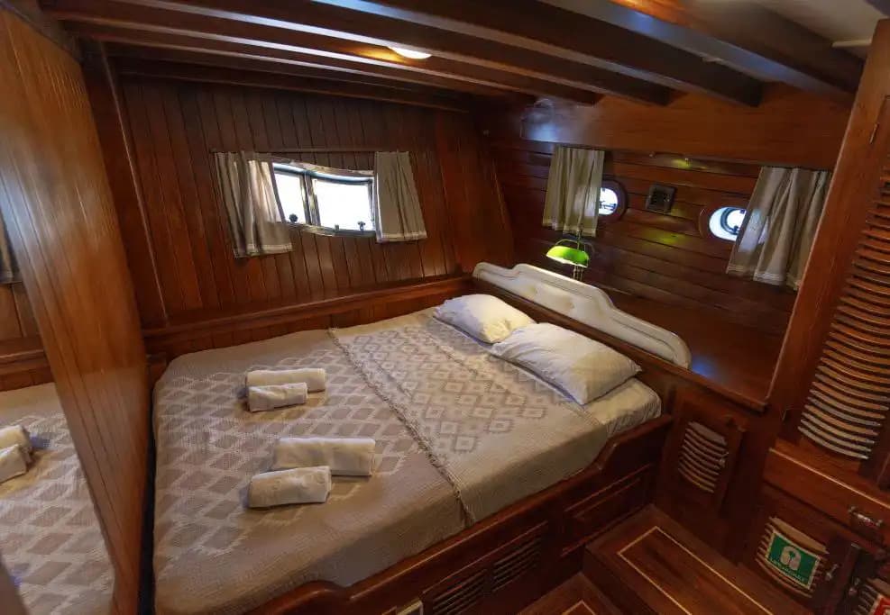 Bodrum 29m Ketch Gulet Kiralama | 6 Kabin 12 Kişi Mürettebatlı 13