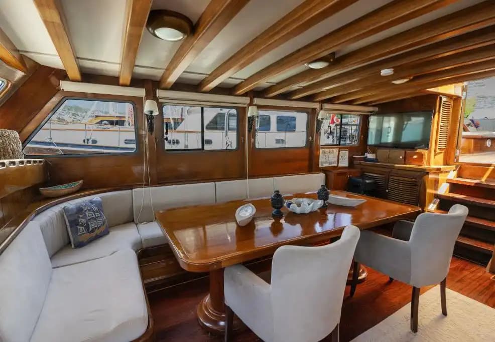 Bodrum 29m Ketch Gulet Kiralama | 6 Kabin 12 Kişi Mürettebatlı 11