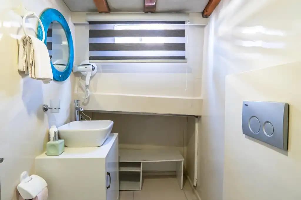Bodrum'da 30m Ketch Gulet Kiralama | 9 Kabin 20 Kişilik Mavi Yolculuk 6