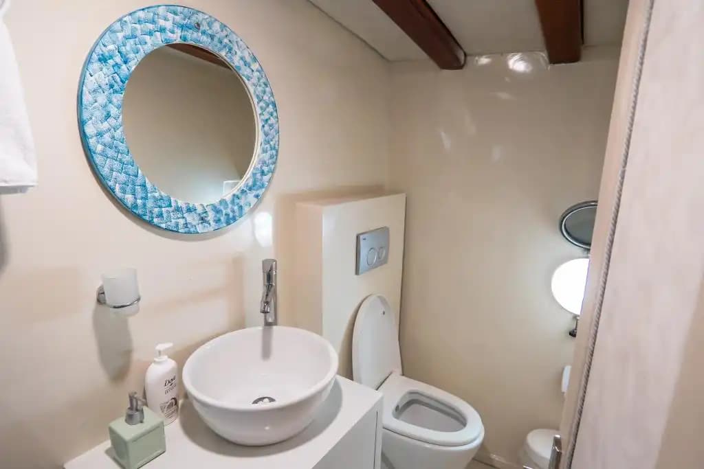 Bodrum'da 30m Ketch Gulet Kiralama | 9 Kabin 20 Kişilik Mavi Yolculuk 24