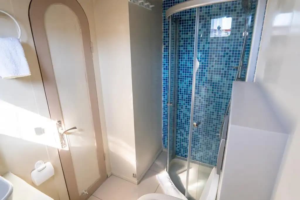Bodrum'da 30m Ketch Gulet Kiralama | 9 Kabin 20 Kişilik Mavi Yolculuk 25