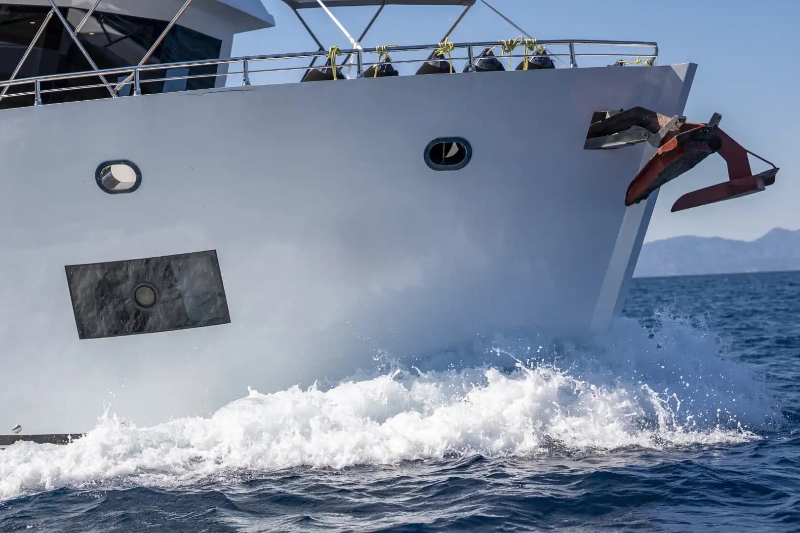 2025 Yapımı Yepyeni Lüks Trawler: Üst Güverte Master Kabin ve Geniş 19