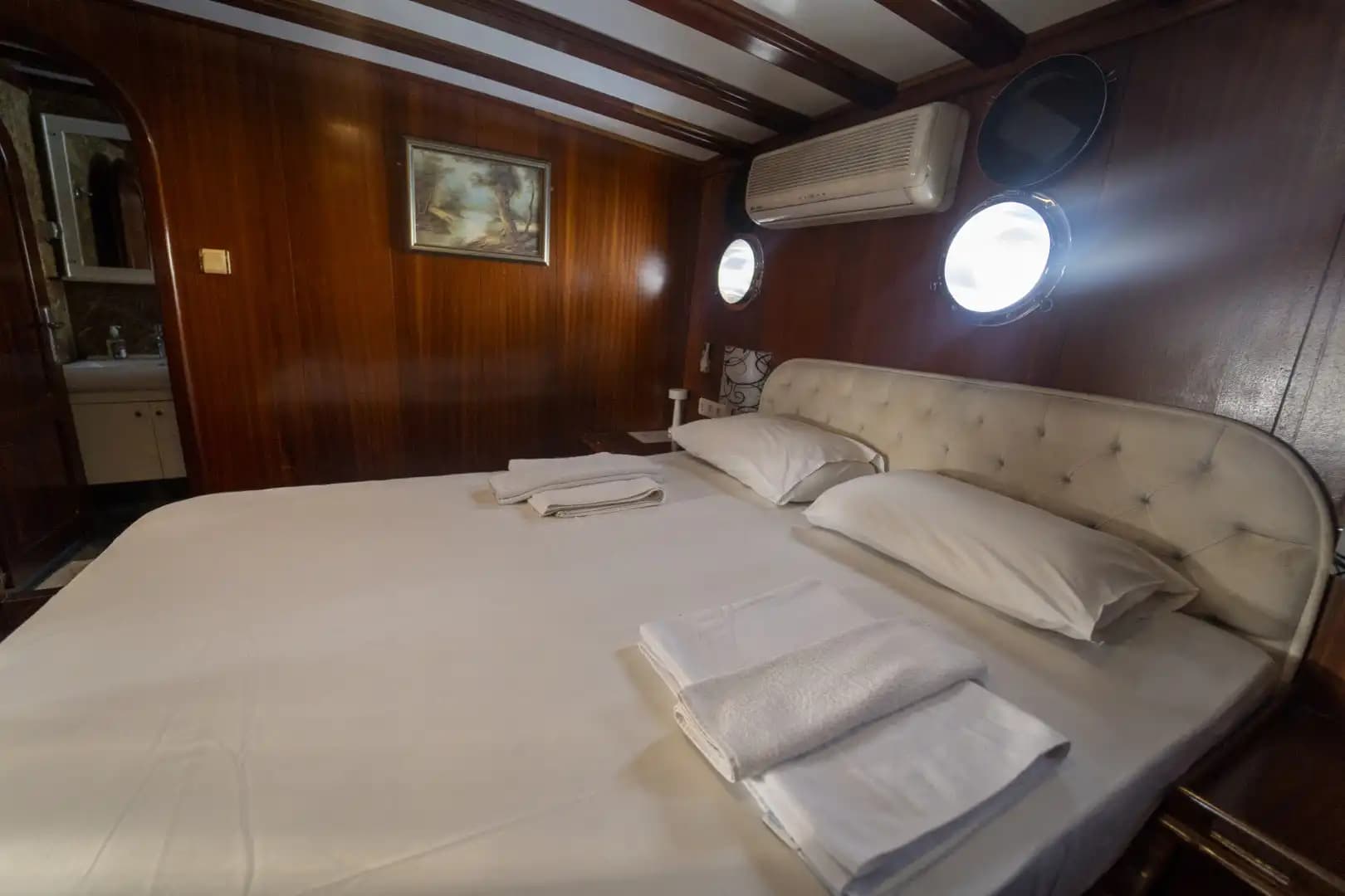 Kalabalık Gruplar İçin İdeal: 36 Metre, 18 Kişilik Lüks Gulet (8 Kabin) 29