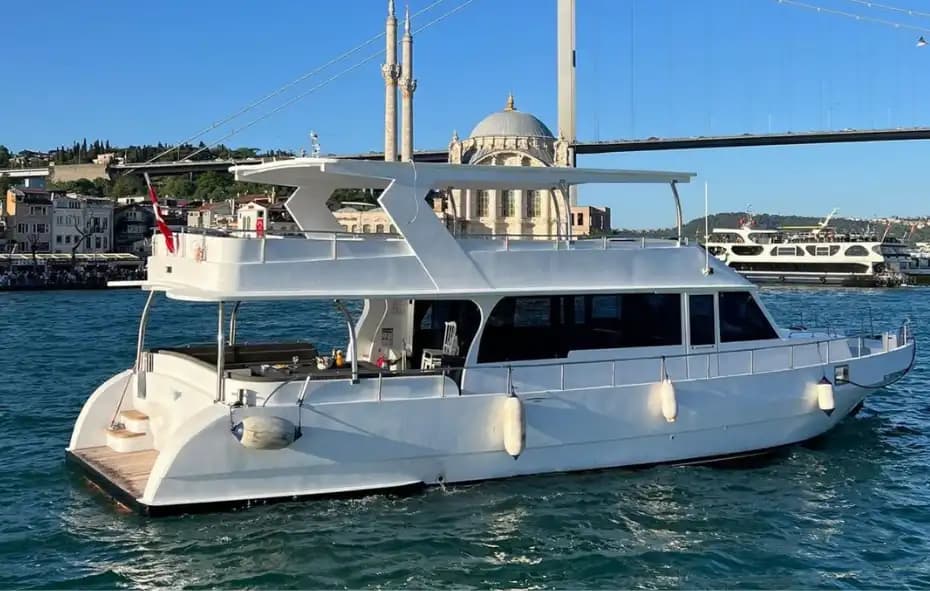 35 Kişilik VIP Motoryat ile Evlilik Tekliflerinden Kutlamalara Unutulmaz Anlar