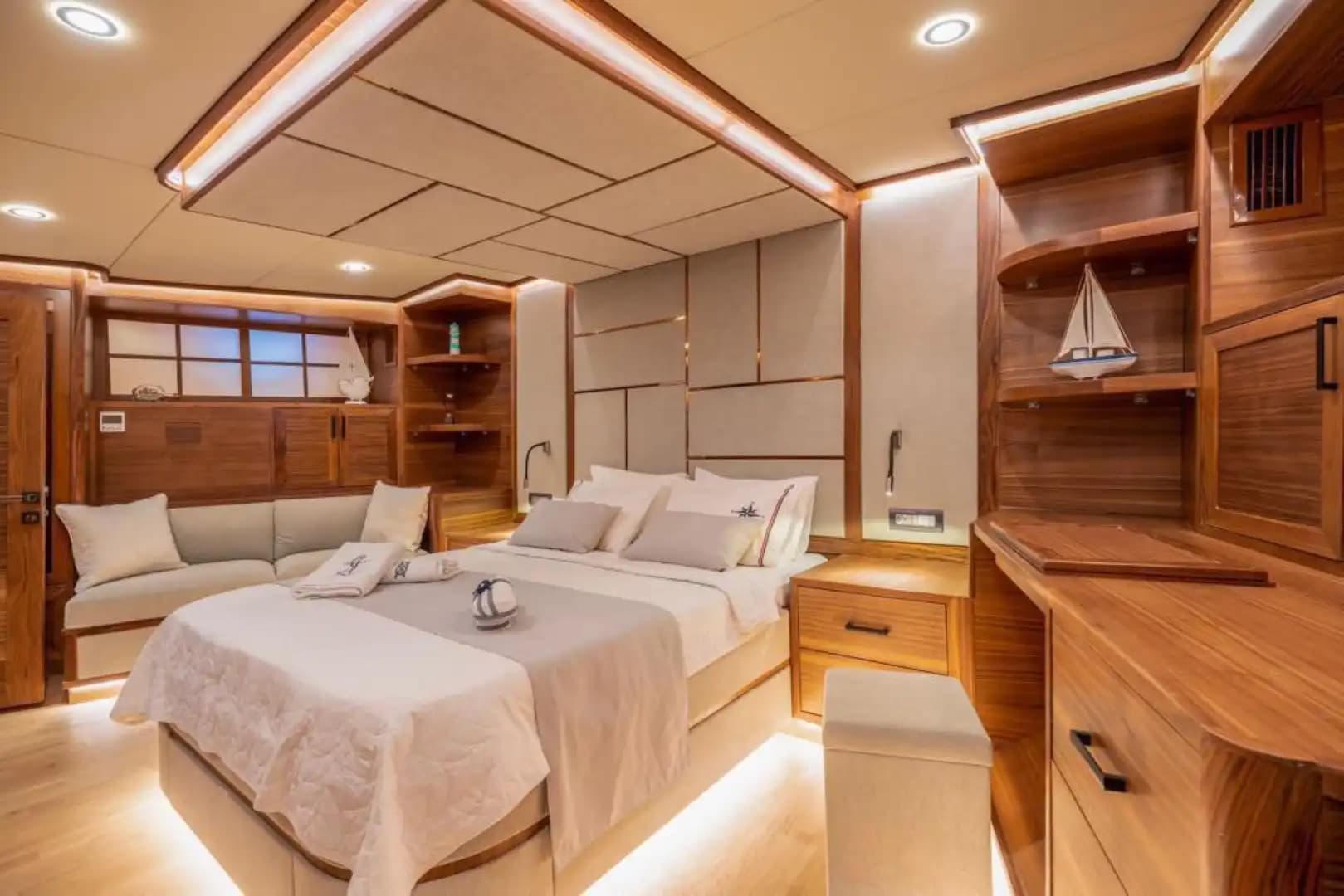 Marmaris'te 7 Metre Genişliğinde, 6 Kabinli Gulet ile Rahat Konaklama 26