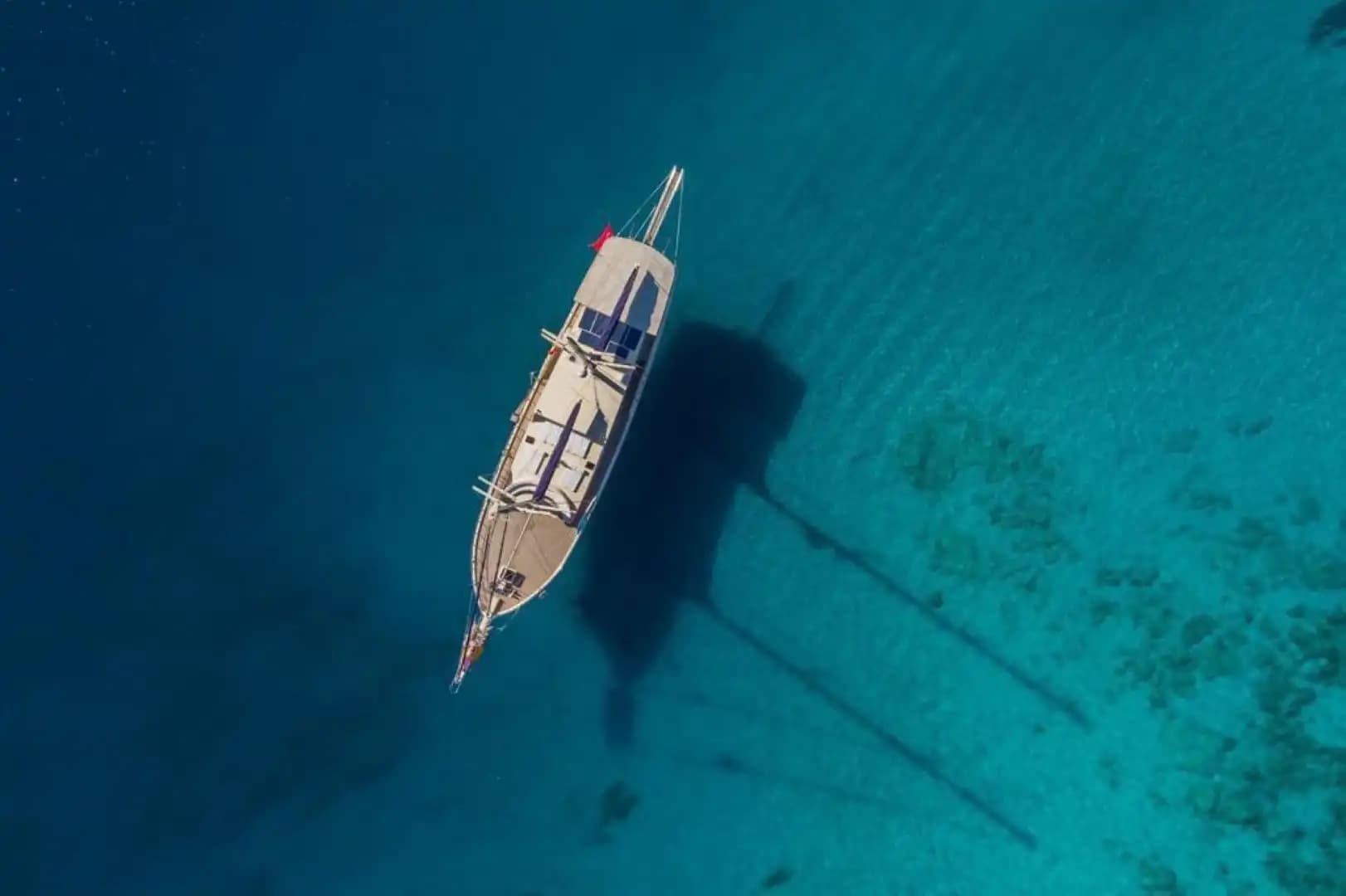 Marmaris'te 7 Metre Genişliğinde, 6 Kabinli Gulet ile Rahat Konaklama 11