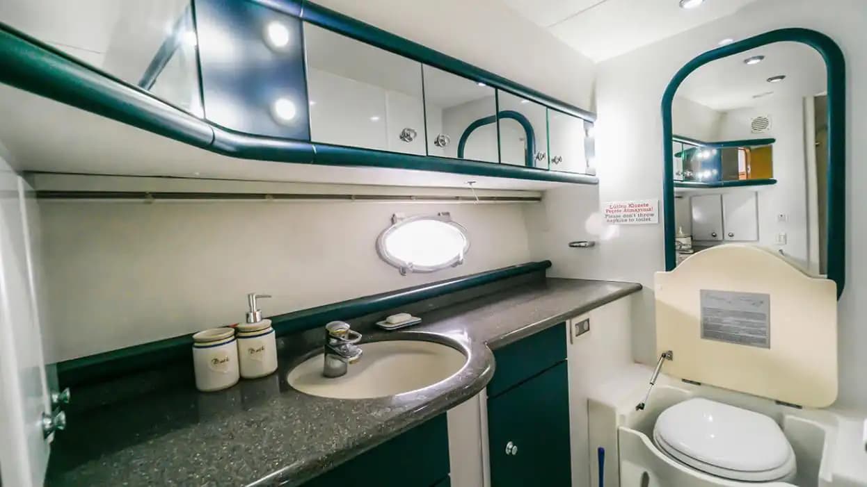 Bodrum’da Lüks ve Güç Bir Arada: Sunseeker Manhattan 62 Motoryat 20 Metre 3 Kabin 11