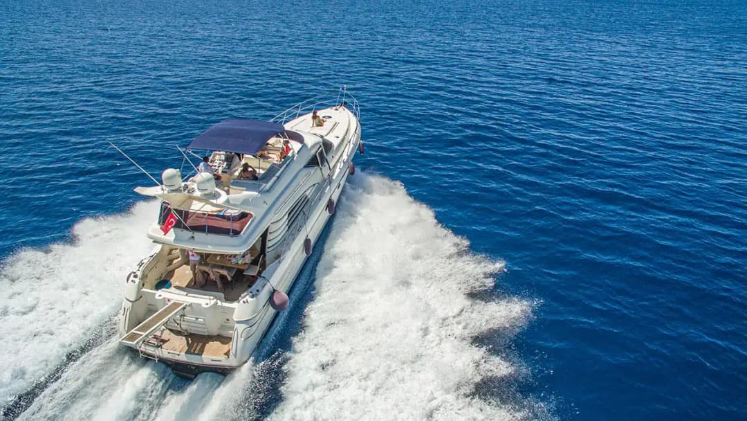 Bodrum’da Lüks ve Güç Bir Arada: Sunseeker Manhattan 62 Motoryat 20 Metre 3 Kabin