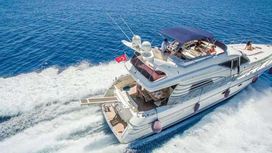 Bodrum’da Lüks ve Güç Bir Arada: Sunseeker Manhattan 62 Motoryat 20 Metre 3 Kabin