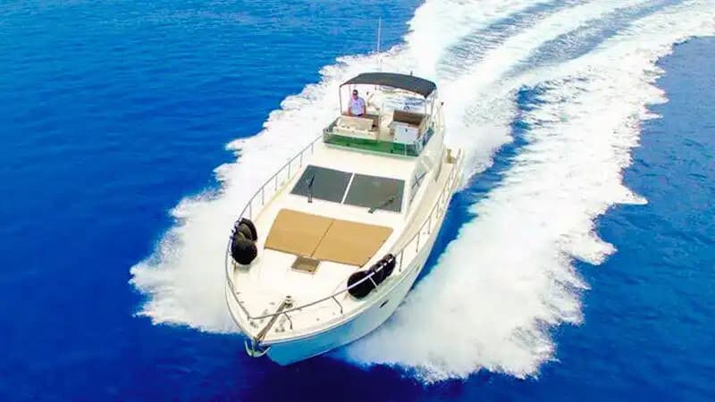 Alanya'da 3 Kabinli, 6 Kişilik Konforlu Motoryat ile Mavi Yolculuk - Yatta Bekarlığa Veda