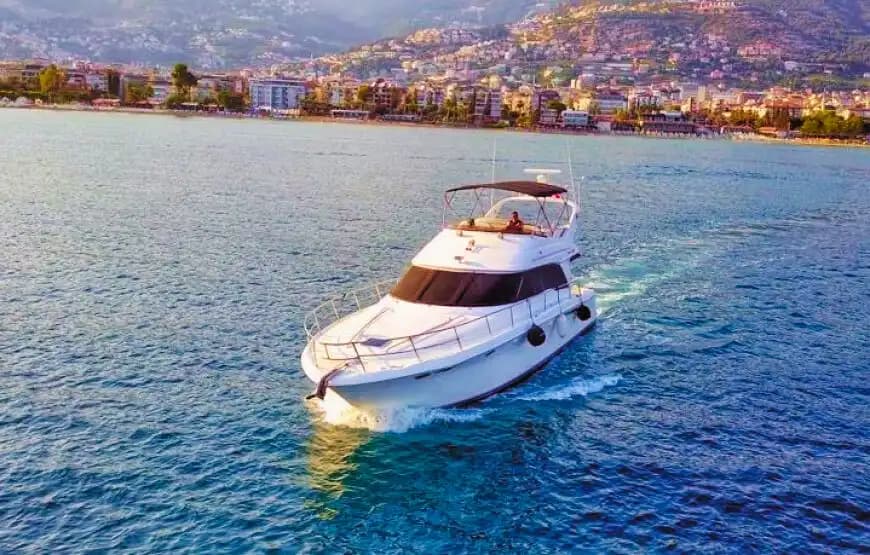 Alanya'nın Büyüleyici Maviliklerine Eşsiz Deneyim İçin Özel Tekne 7