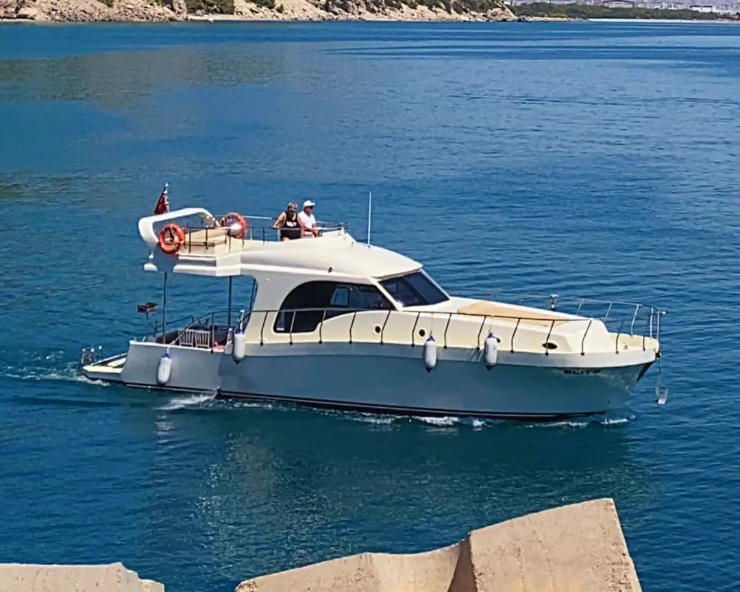 Antalya Çıkışlı Özel Yapım Tekne ile Konforlu ve Eğlence Dolu Mavi Yolculuk