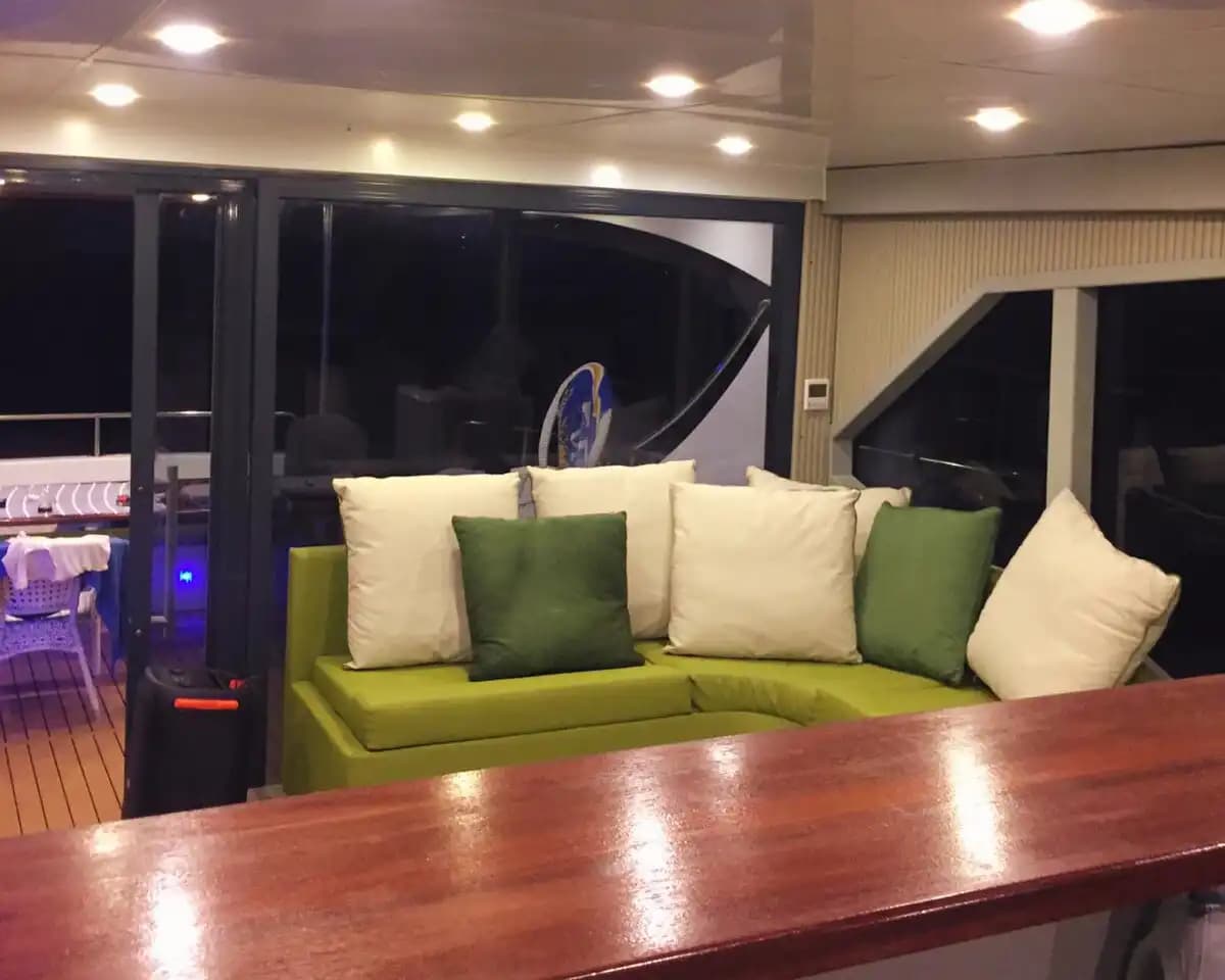Antalya'da Özel Yapım Günübirlik veya Saatlik 19 Metre Motoryat 17