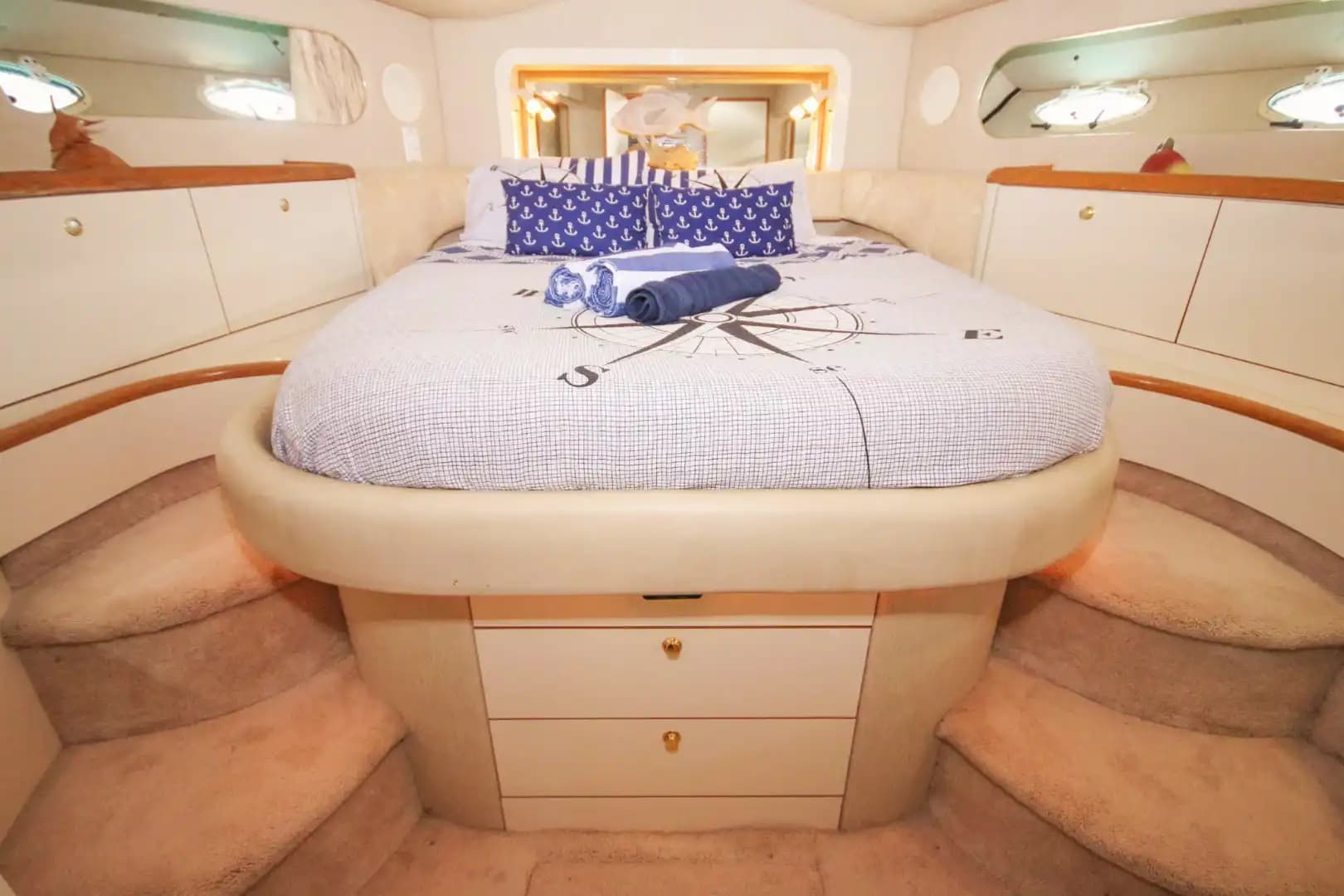 Antalya’da Princess Lüks Motoryat ile Özel Keyifli Mavi Turlar 18