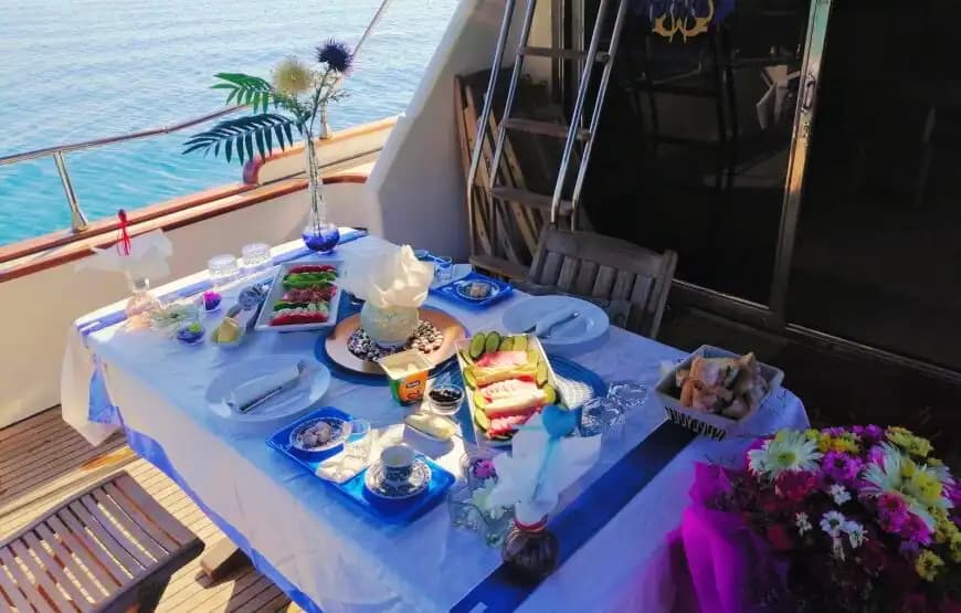 Antalya’da Özel Yapım Motoryat ile Konforlu Gezi ve Yüzme Turları