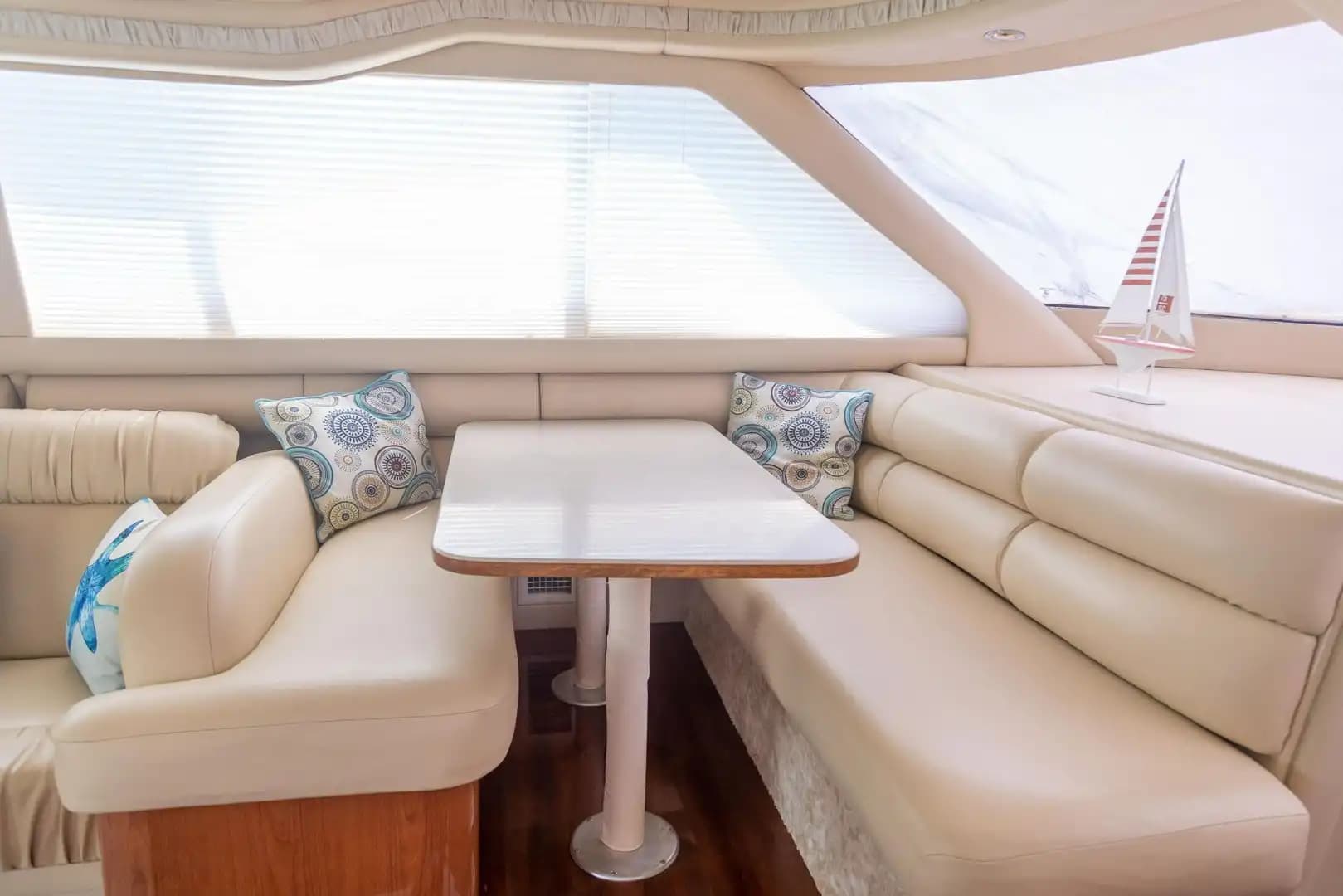 Antalya'da Özel Motoryat Kiralama | Searay Marka Günlük Tur ve Sunset Turu 8