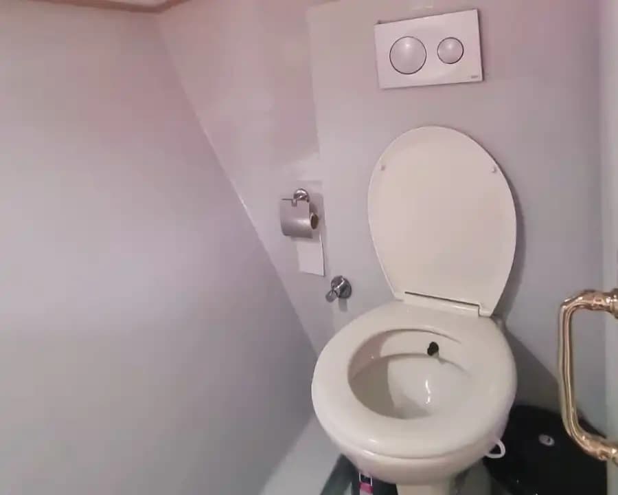 Antalya’nın Eşsiz Koylarında Özel Yapım Tekne ile Unutulmaz Mavi Yolculuk 11