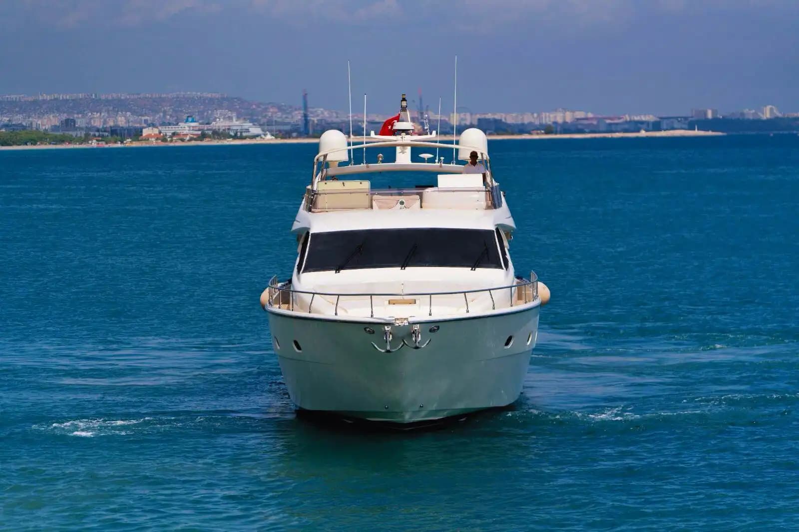 Antalya'da Ferretti 25 Metre Lüks Yat ile Özel Organizasyonlar ve Mavi Yolculuk 9
