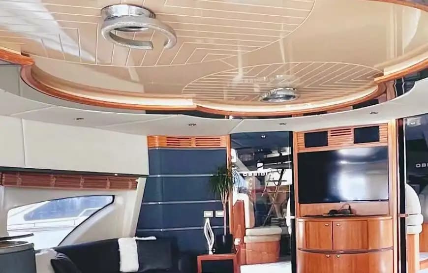 Antalya’nın Eşsiz Güzelliklerinde, 30 Metre Uzunluğunda, 12 Kişilik Lüks Yat
