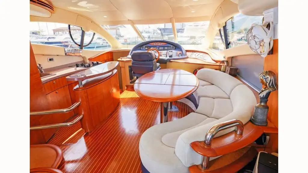 Azimut 17 Metre Lüks Yat ile  Antalya'nın Turkuaz Sularında Gezi, Yüzme ve Çok Özel Organizasyonlar 12