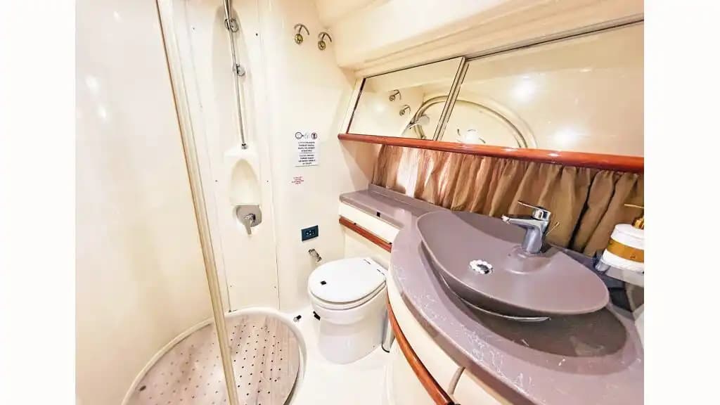 Azimut 17 Metre Lüks Yat ile  Antalya'nın Turkuaz Sularında Gezi, Yüzme ve Çok Özel Organizasyonlar 22
