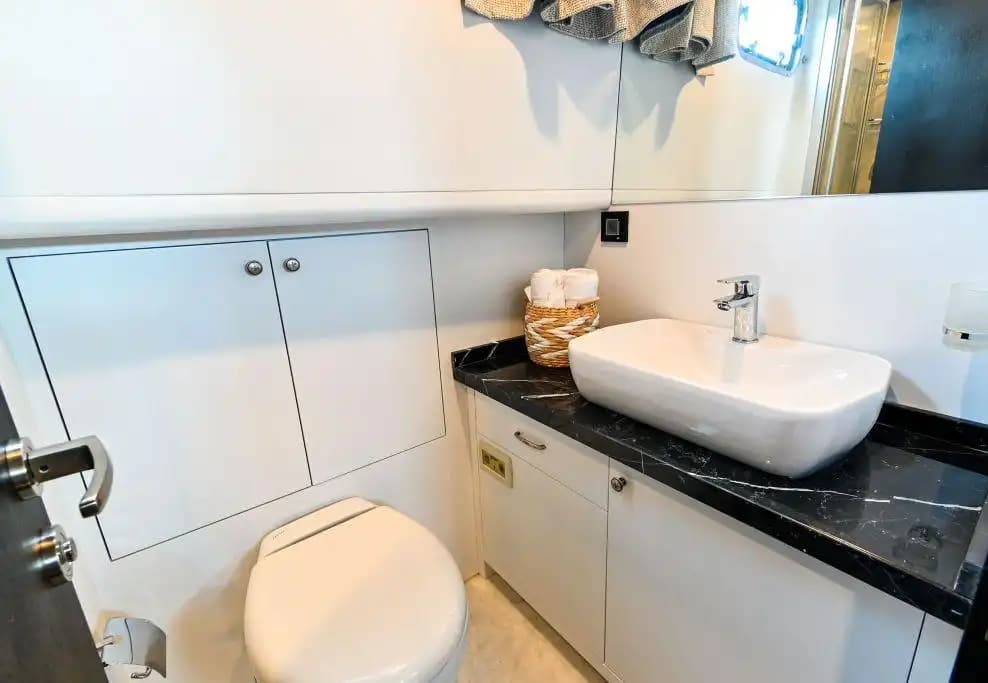 Bodrum 21m Lüks Gulet Kiralama | 3 Kabinli 6 Kişilik Özel Mavi Yolculuk 6