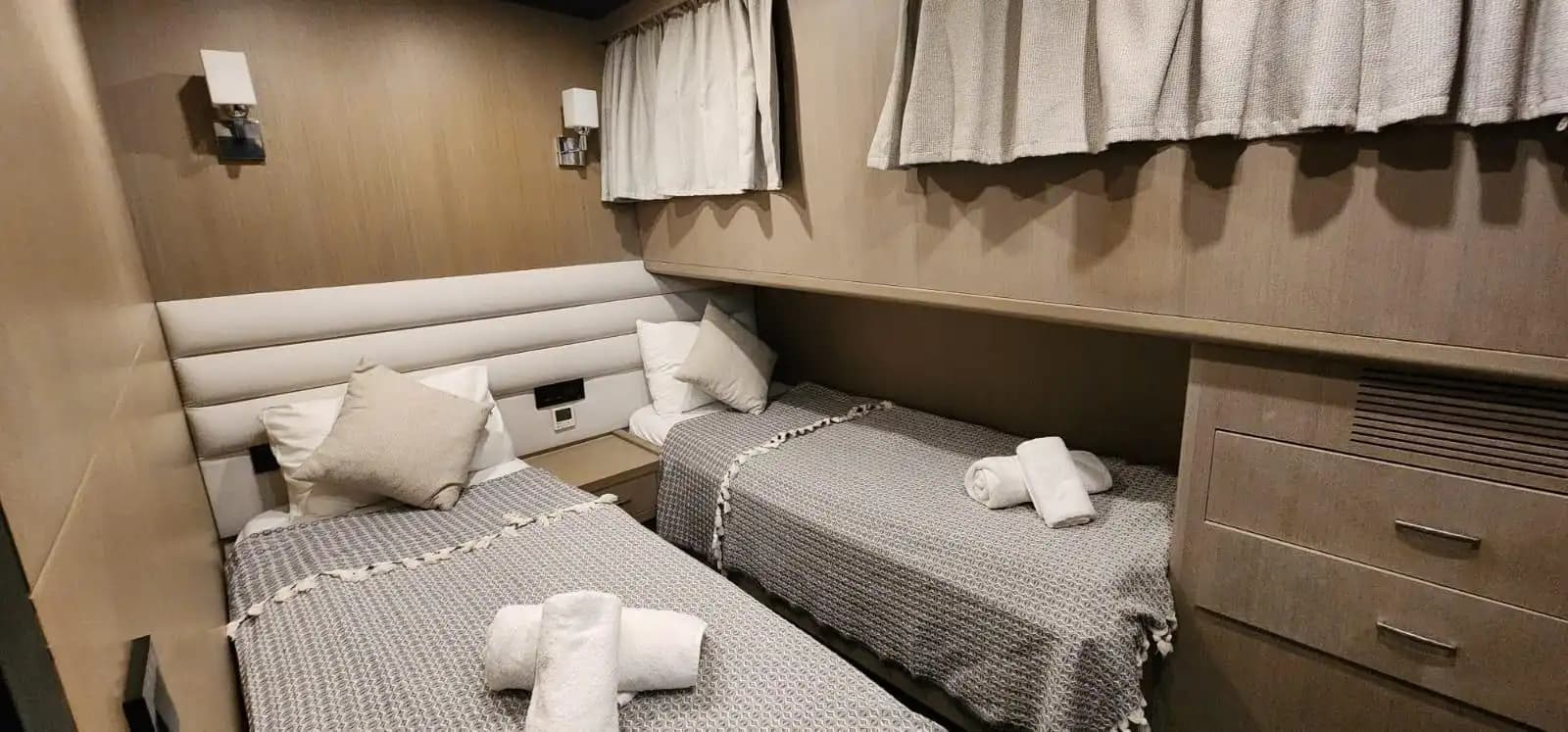 Bodrum 21m Lüks Gulet Kiralama | 3 Kabinli 6 Kişilik Özel Mavi Yolculuk 17