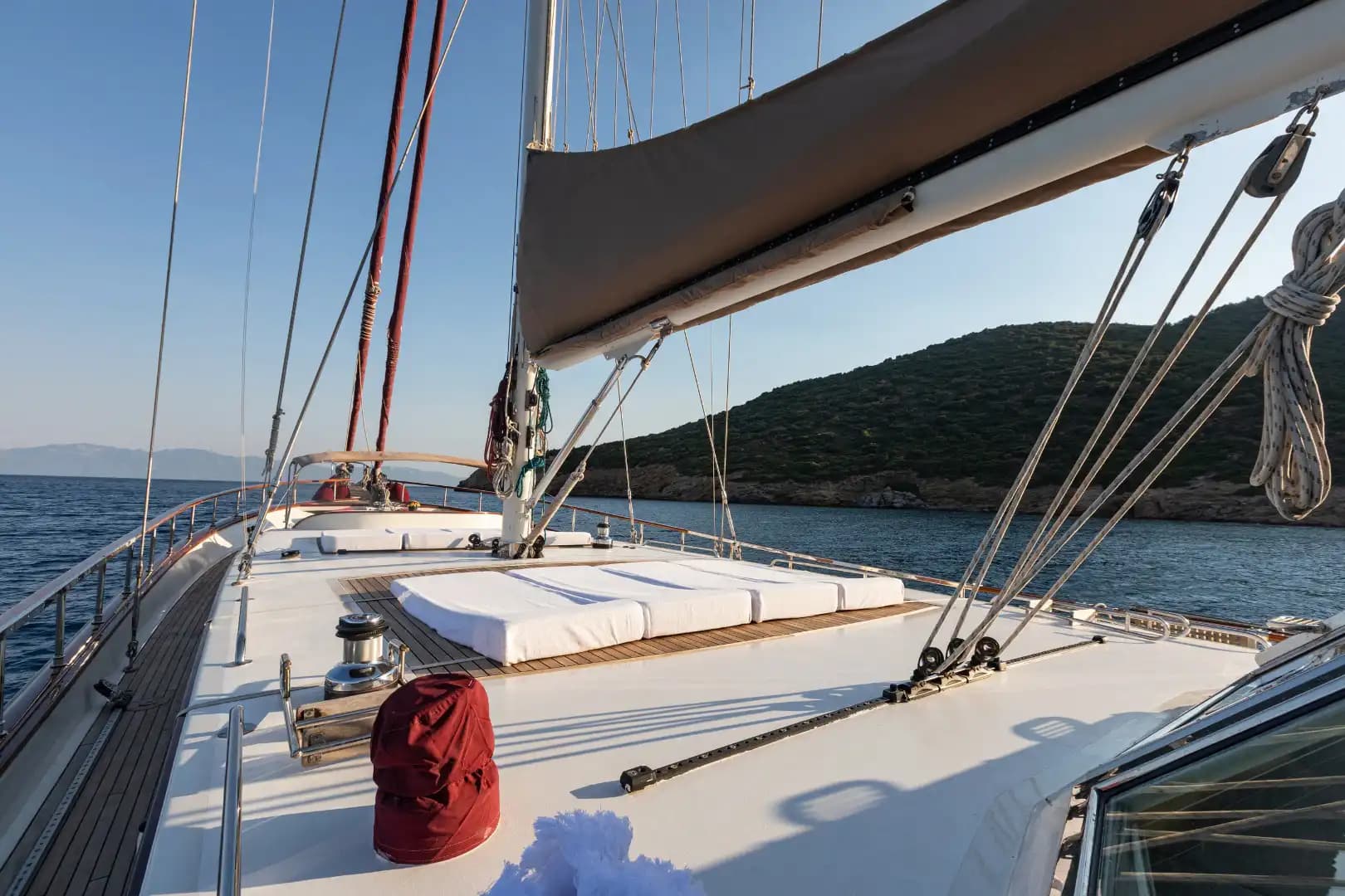 Bodrum’da 27 Metrelik Lüks Gulet ile Eşsiz Deniz Tatili Deneyimi 20