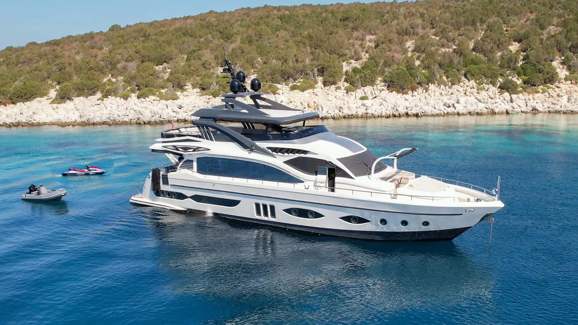 Bodrum'da 80 Kişilik Görkemli 35 Metre Lüks Günlük Tur Motoryatı - Teknede Parti