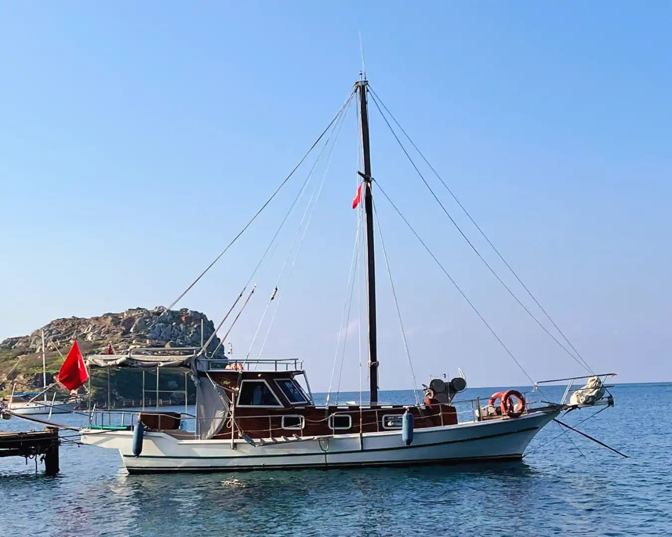 Bodrum’un Benzersiz Koylarını 12 Metre Uzunluğundaki Tekne İle Keşfedin 2