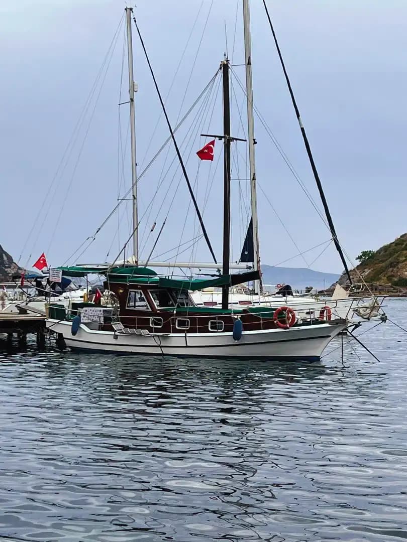Bodrum’un Benzersiz Koylarını 12 Metre Uzunluğundaki Tekne İle Keşfedin 6