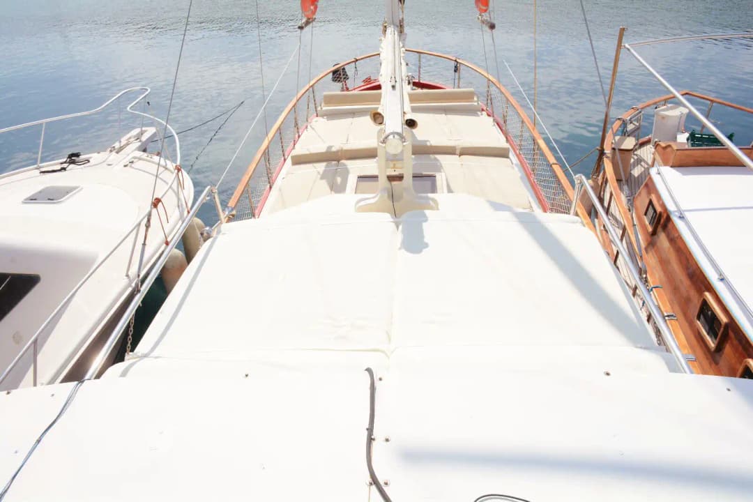 Bodrum’da Özel Yapım Tekne ile Eşsiz Mavi Yolculuk Deneyimi 8 Kişiye Kadar