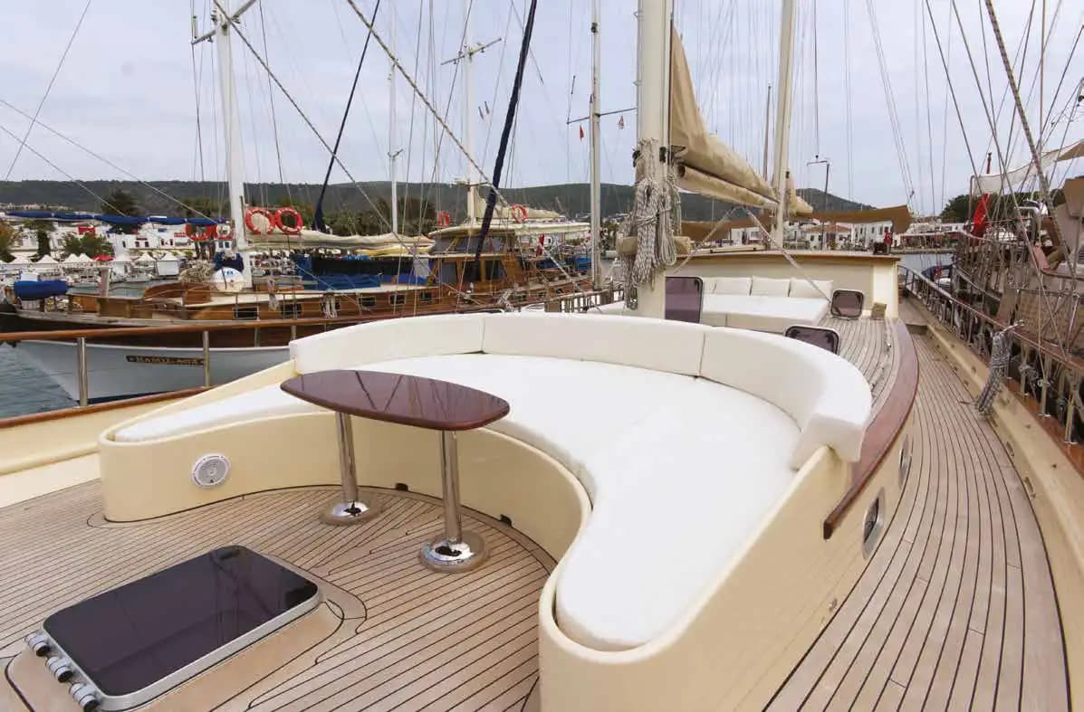 Bodrum'un Harika Denizinde 4 Kabinli Gulet ile 8 Kişilik Özel ve Konforlu Tatil 13