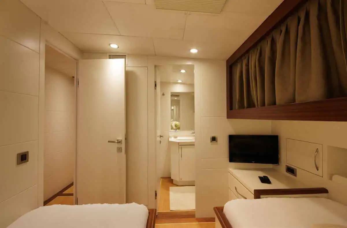 Bodrum'un Harika Denizinde 4 Kabinli Gulet ile 8 Kişilik Özel ve Konforlu Tatil 20