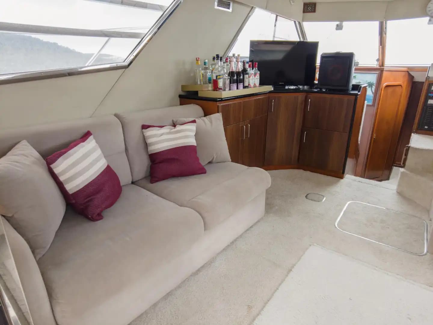 Bodrum Koylarında Hız ve Konforun Buluştuğu, Fairline 55 Lüks Motoryat 16