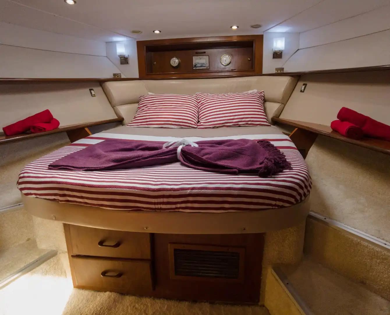 Bodrum Koylarında Hız ve Konforun Buluştuğu, Fairline 55 Lüks Motoryat 6