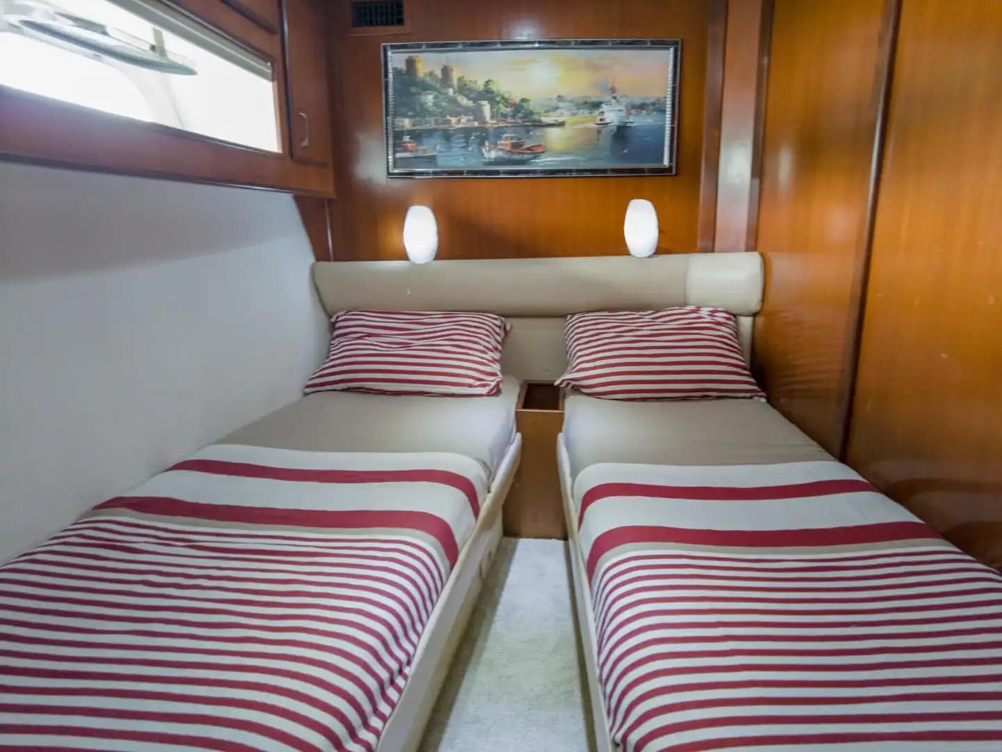 Bodrum Koylarında Hız ve Konforun Buluştuğu, Fairline 55 Lüks Motoryat 20