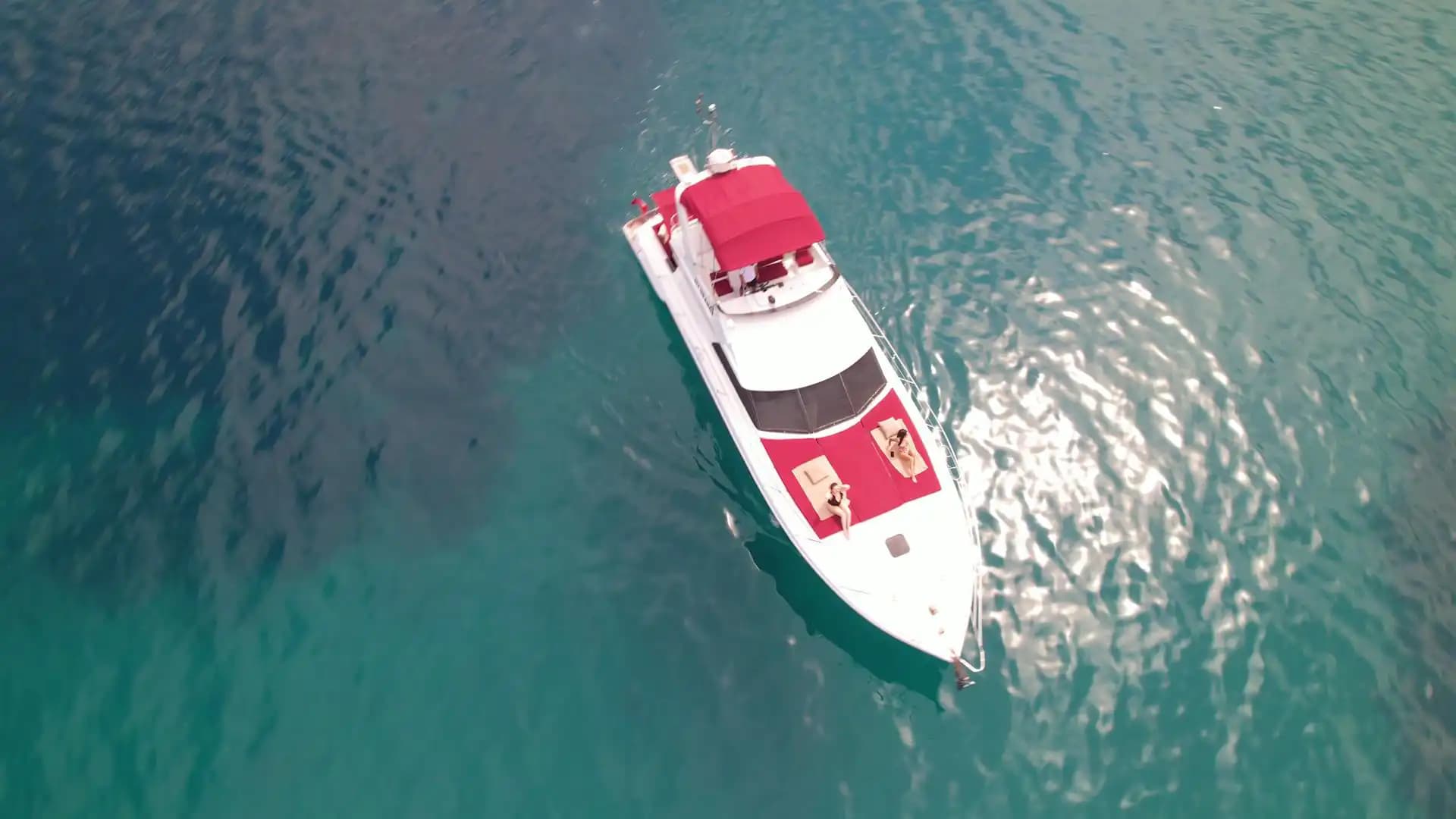 Bodrum Koylarında Hız ve Konforun Buluştuğu, Fairline 55 Lüks Motoryat 8