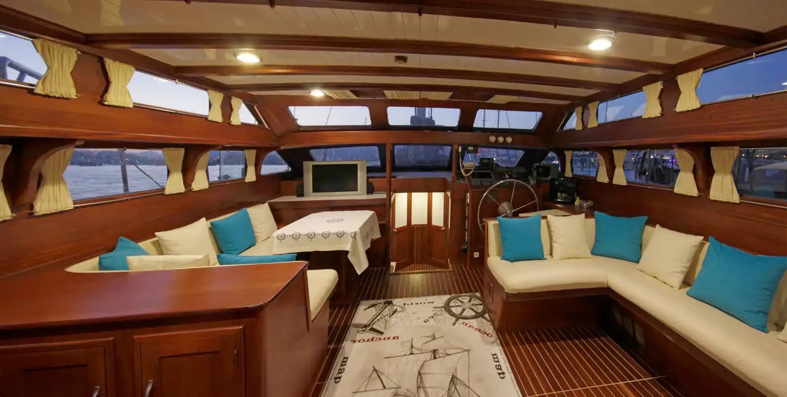 Bodrum'un Büyüleyici Koylarında, 24 Metre, 3 Kabinli Konforlu Gulet 8