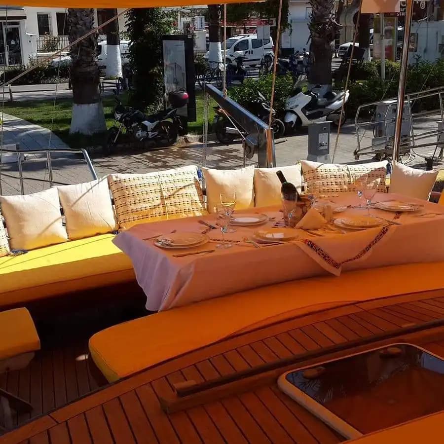 Bodrum'un Büyüleyici Koylarında, 24 Metre, 3 Kabinli Konforlu Gulet 9