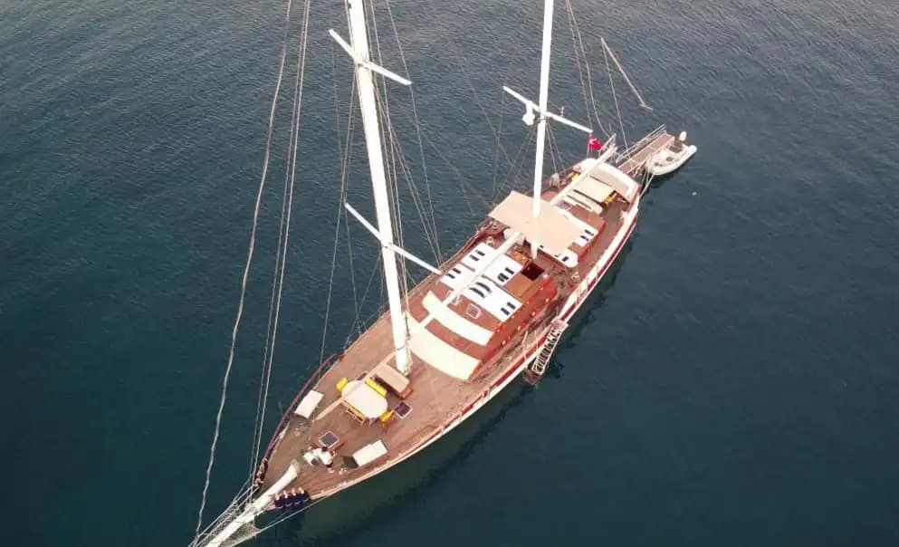 Bodrum'un Büyüleyici Koylarında, 24 Metre, 3 Kabinli Konforlu Gulet
